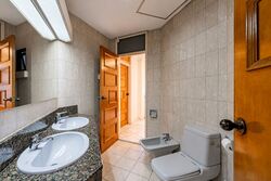 D'Grove Villas (D10), Condominium #557487311